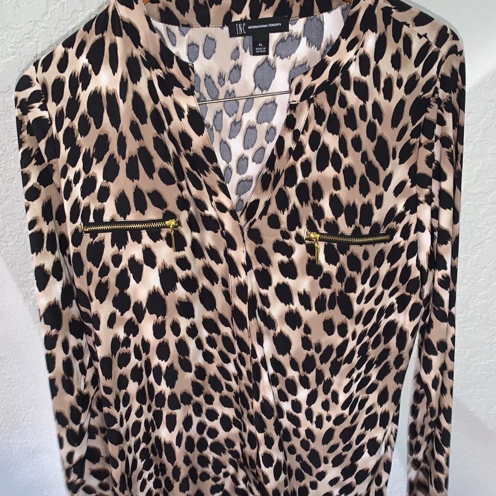 N.I.C cheetah long sleeve blouse